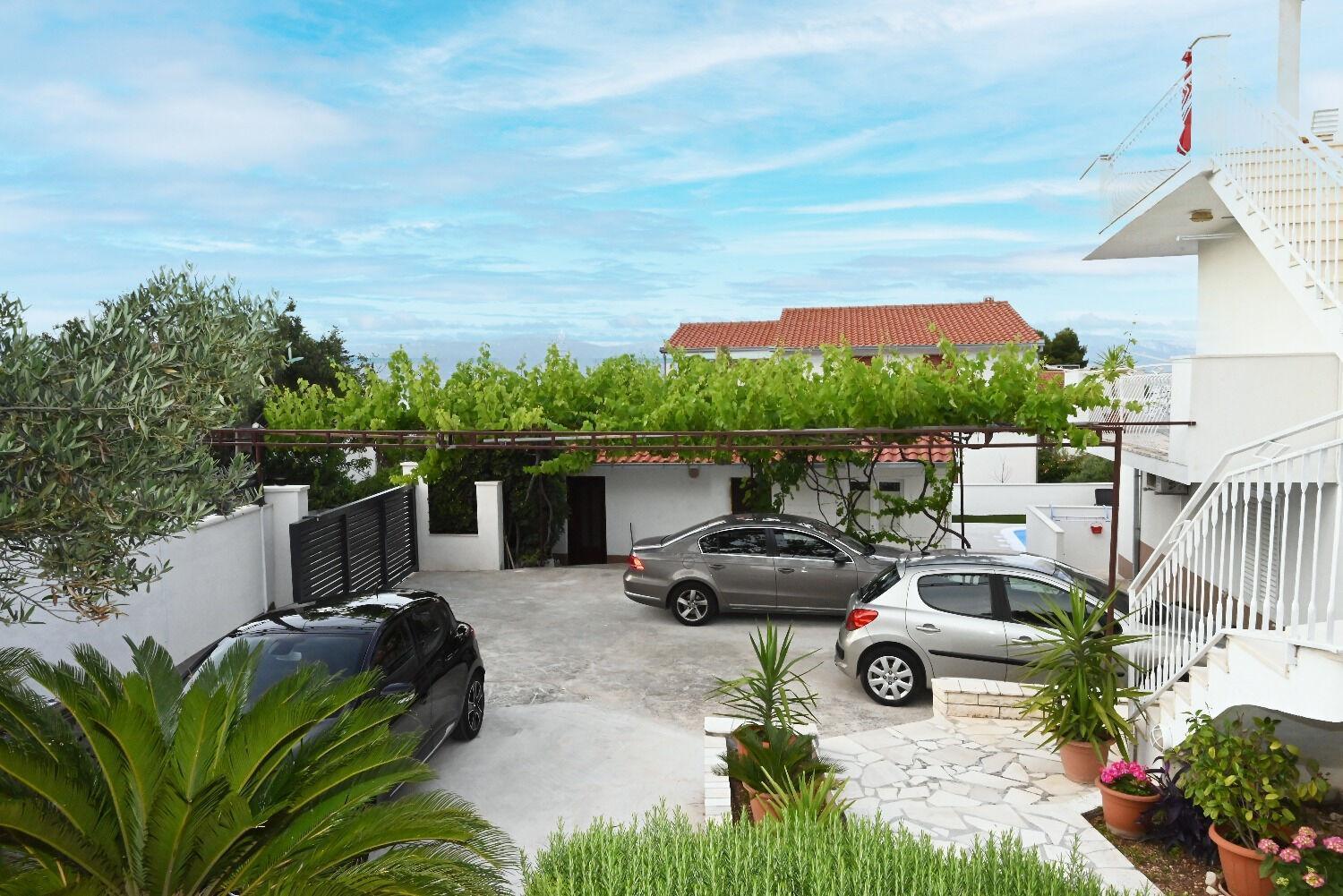 Apartment Mihovilovic Slatine Exterior photo