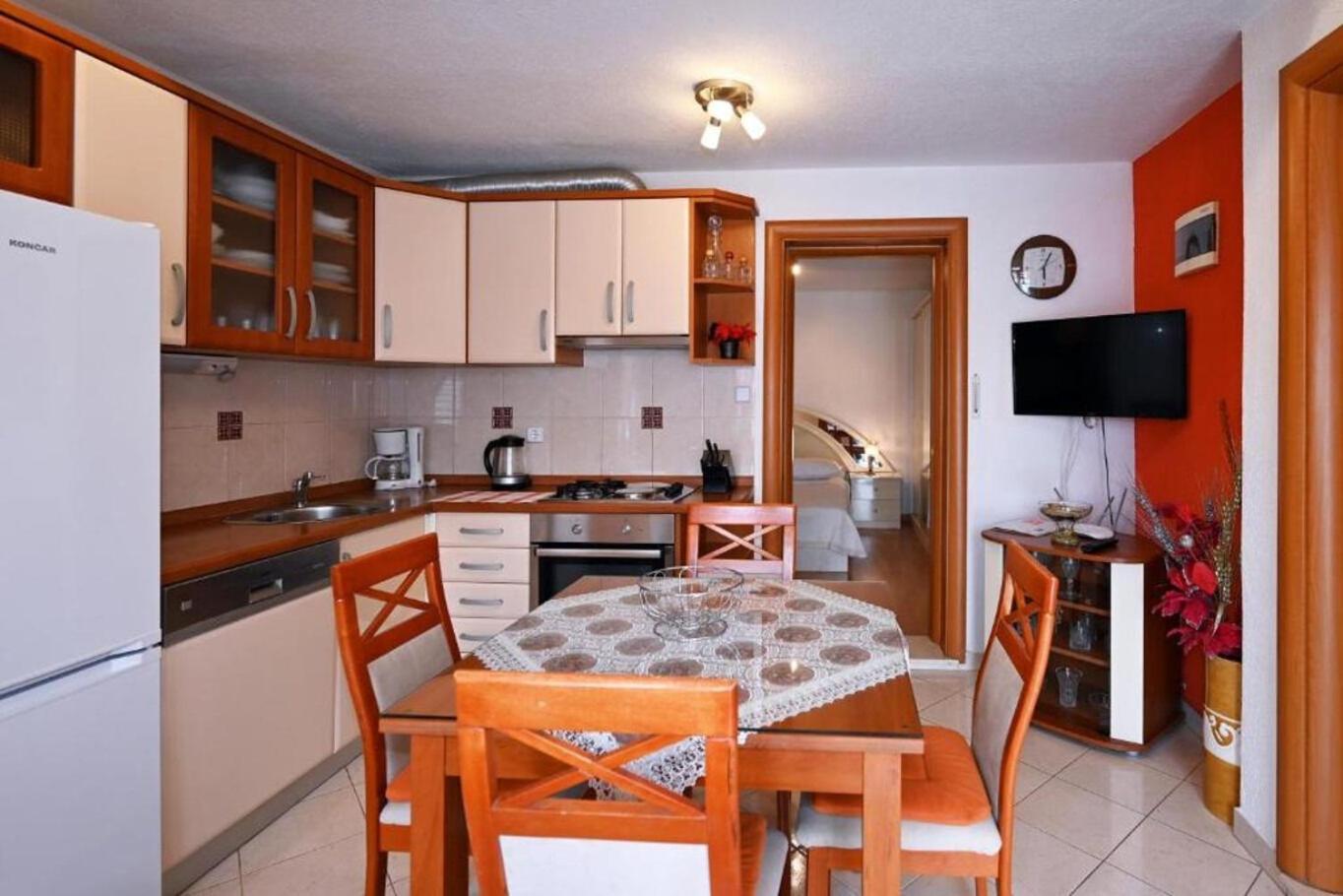 Apartment Mihovilovic Slatine Exterior photo